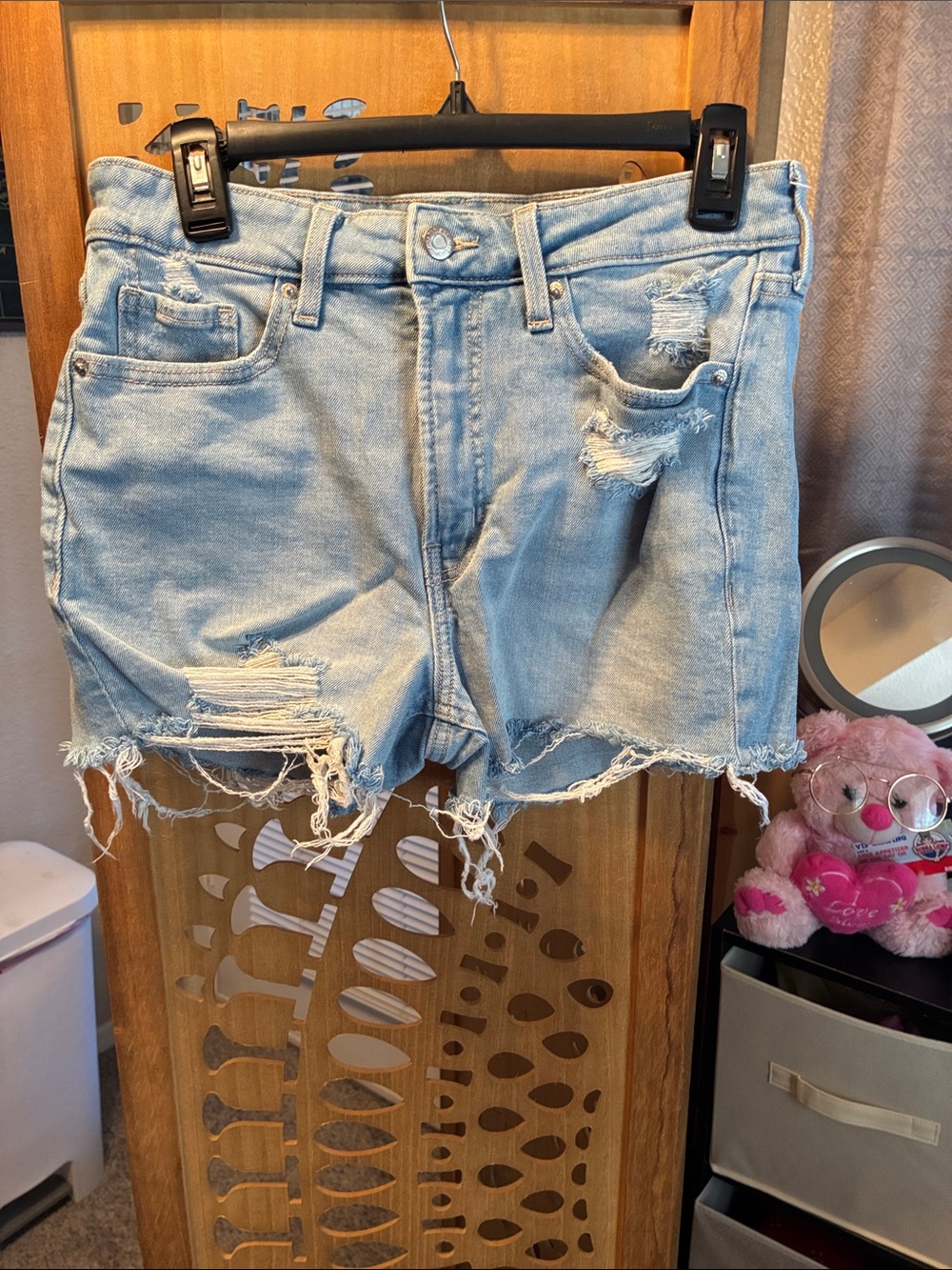 Acid wash, distressed shorts Sz 10